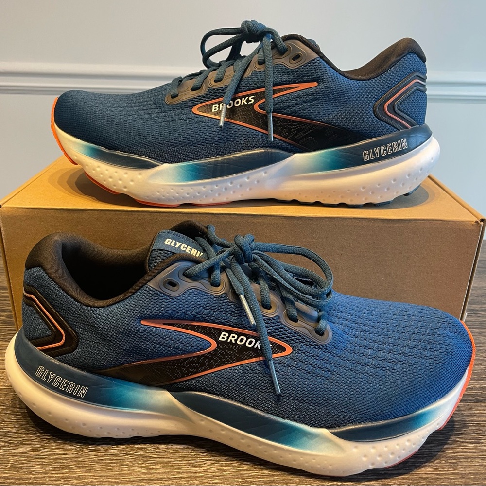 Brooks Glycerin 21 men running shoes size 11 new great cushion